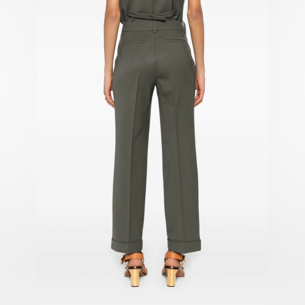 Kim Rogers women’s size 18 trousers olive green color with pockets